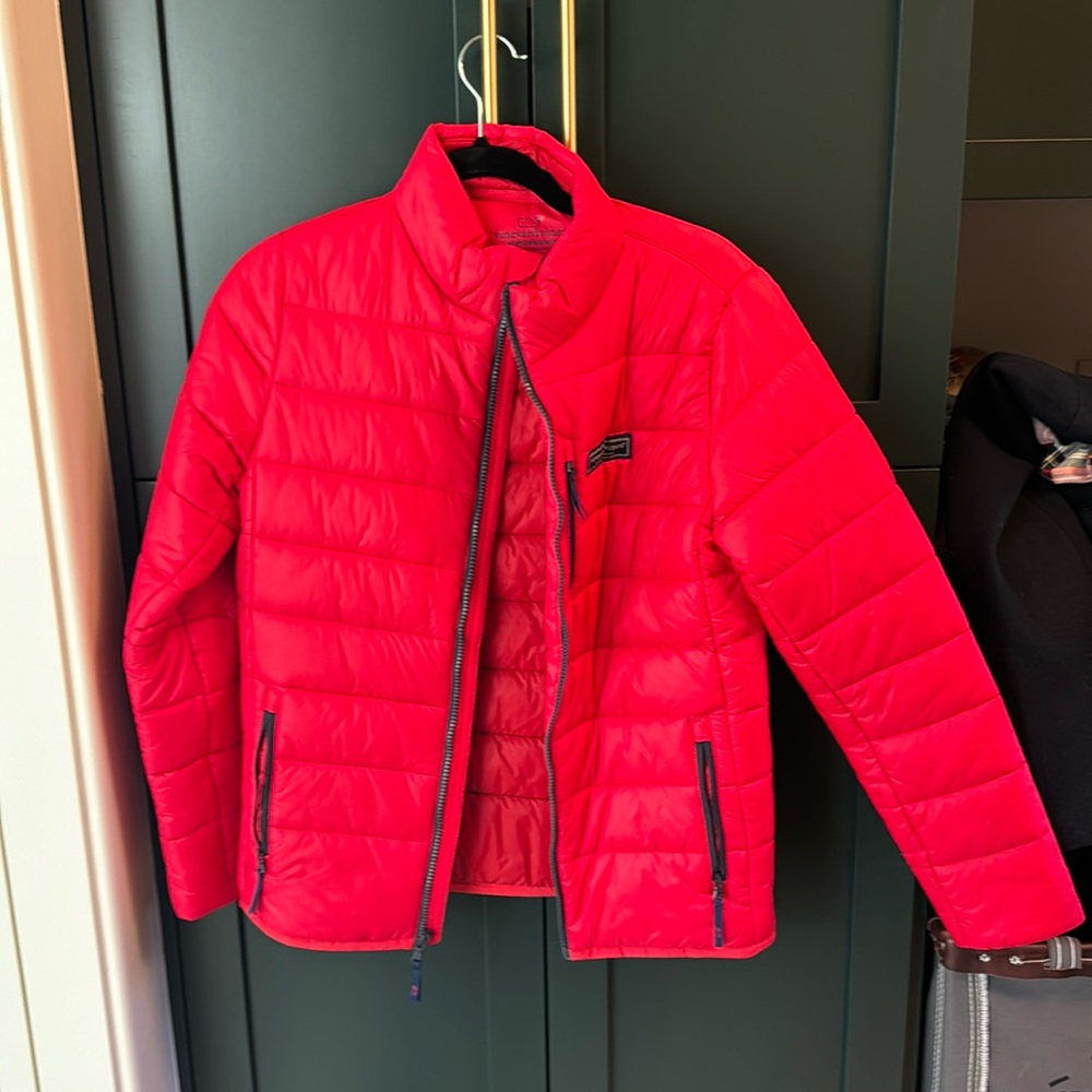 Vineyard Vines boys jacket size L Red. lightweight puffer